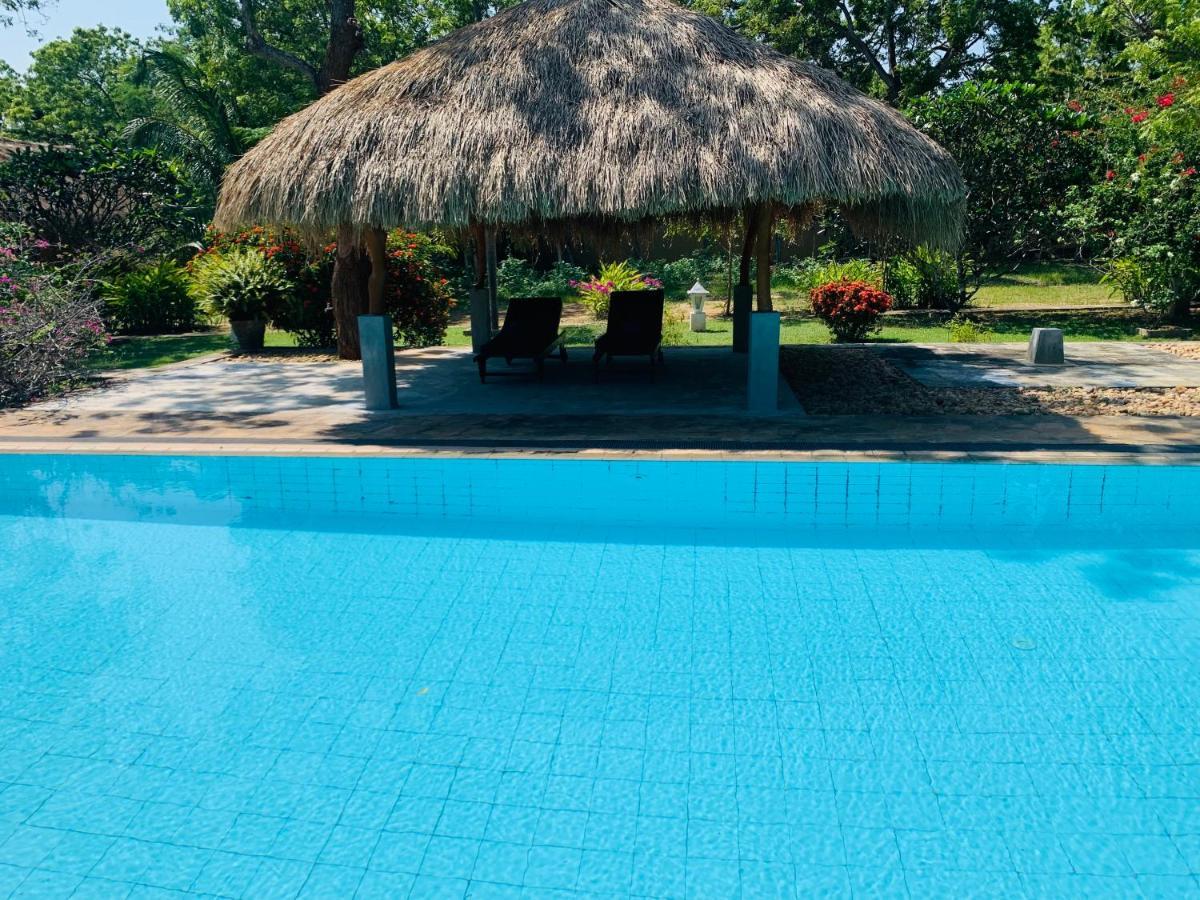 Shangri-Lanka Village Tissamaharama Esterno foto
