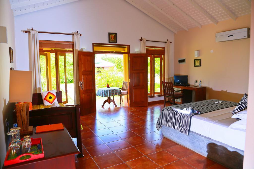 Shangri-Lanka Village Tissamaharama Esterno foto